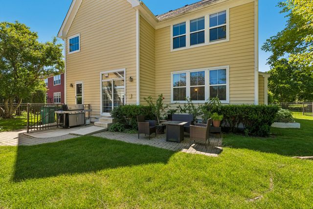 152 Ranney Avenue, Vernon Hills, IL 60061