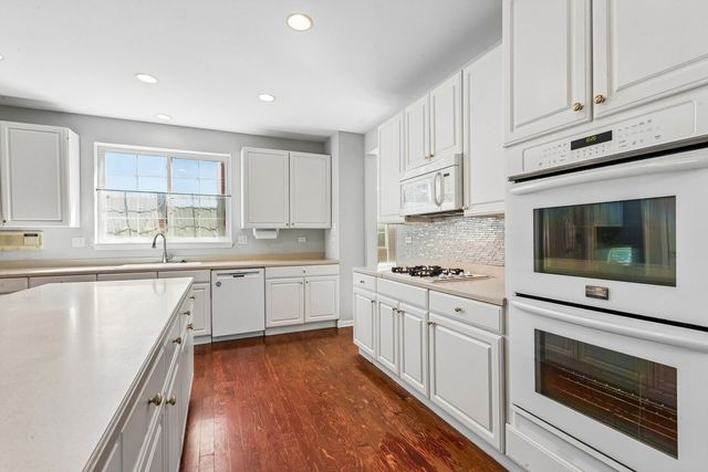 152 Ranney Avenue, Vernon Hills, IL 60061