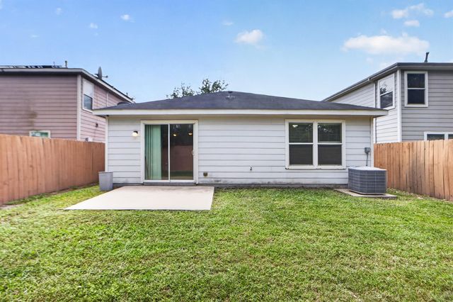 919 Staffordale Manor Lane, Houston, TX 77047