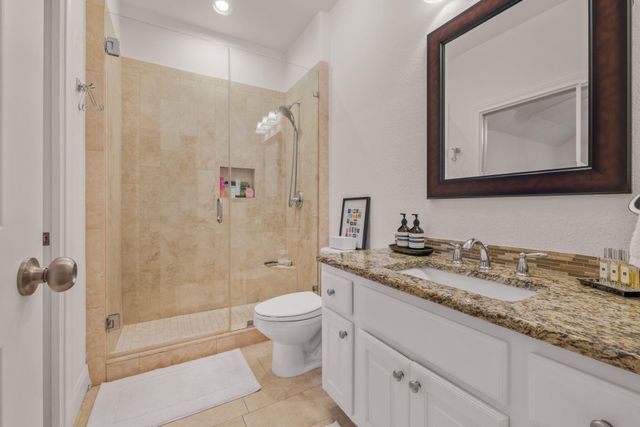 2703 McCullough ST, Austin, TX 78703