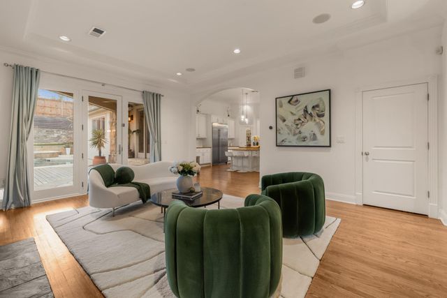 2703 McCullough ST, Austin, TX 78703