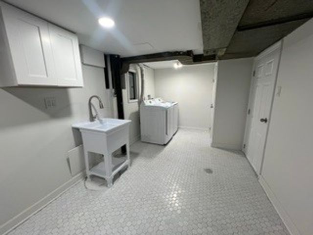 7229 N CAMPBELL Avenue, Chicago, IL 60645