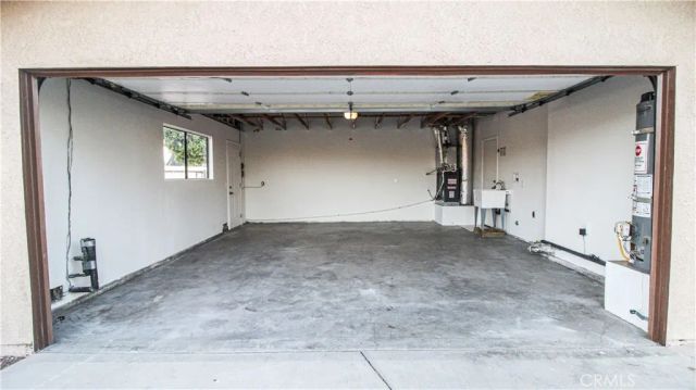 6736 Summit Valley, Hesperia, CA 92345