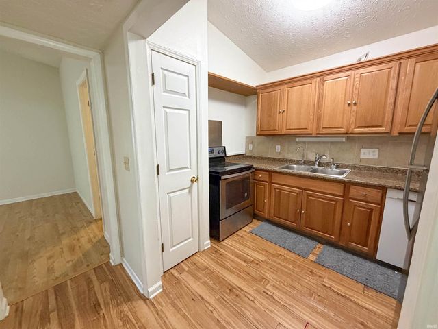 320 Brown St Apt 215, West Lafayette, IN 47906