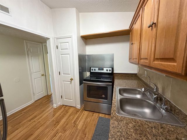 320 Brown St Apt 215, West Lafayette, IN 47906