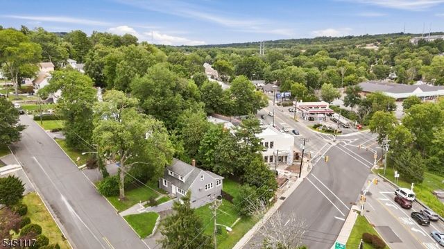 1 Lorelei Rd, West Orange Twp., NJ 07052