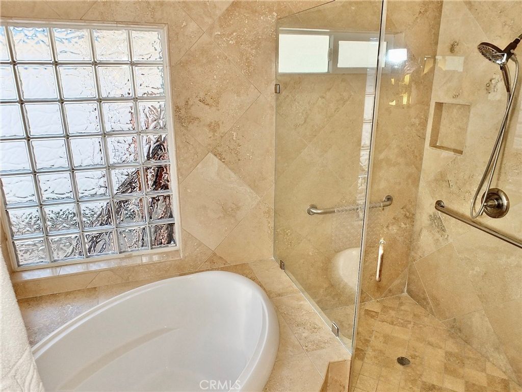 Image 12 of property listing at 148 E 36th Street, Long Beach, CA 90807