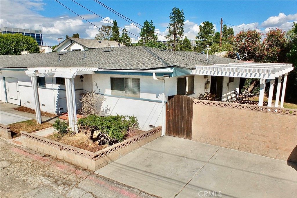 Image 19 of property listing at 148 E 36th Street, Long Beach, CA 90807