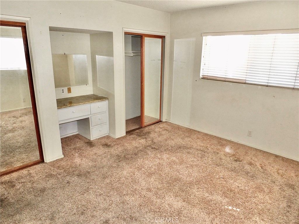 Image 23 of property listing at 148 E 36th Street, Long Beach, CA 90807