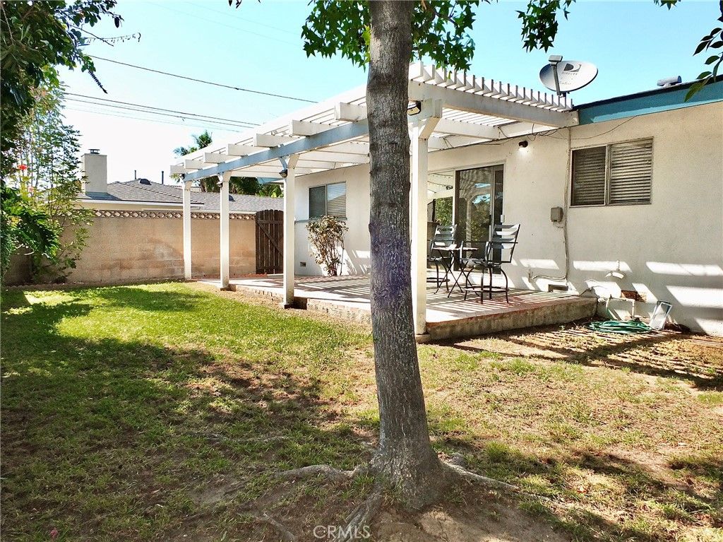 Image 30 of property listing at 148 E 36th Street, Long Beach, CA 90807