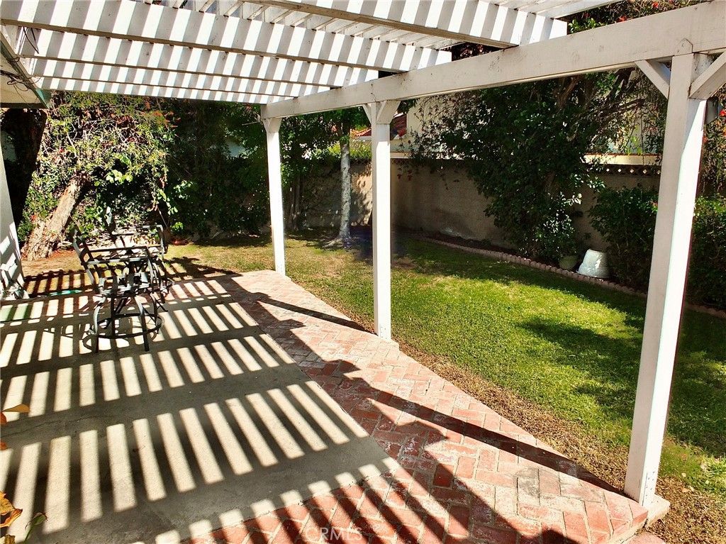 Image 32 of property listing at 148 E 36th Street, Long Beach, CA 90807