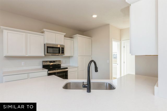 1275 Cedar Street, Waukee, IA 50263