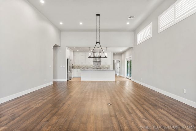 8505 S Phoenix Avenue, Tulsa, OK 74132