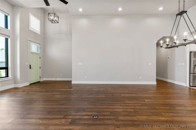 8505 S Phoenix Avenue, Tulsa, OK 74132