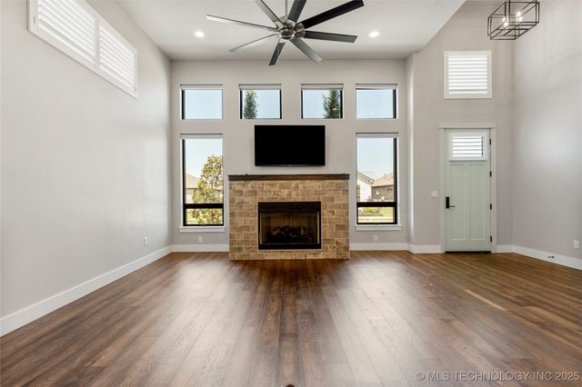 8505 S Phoenix Avenue, Tulsa, OK 74132