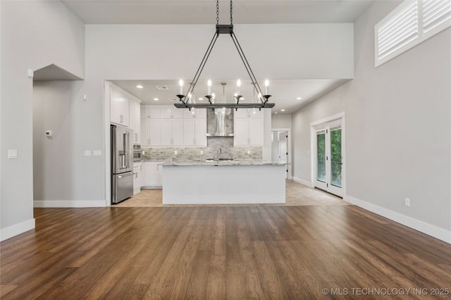 8505 S Phoenix Avenue, Tulsa, OK 74132