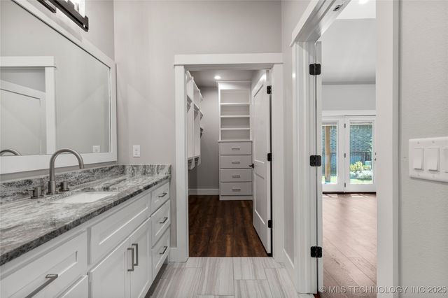 8505 S Phoenix Avenue, Tulsa, OK 74132