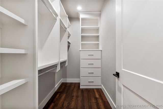 8505 S Phoenix Avenue, Tulsa, OK 74132