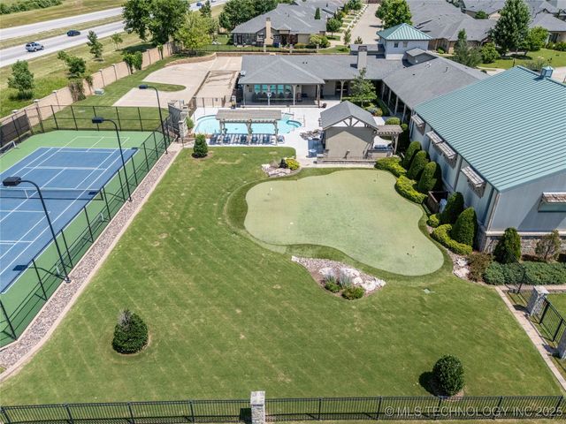 8505 S Phoenix Avenue, Tulsa, OK 74132