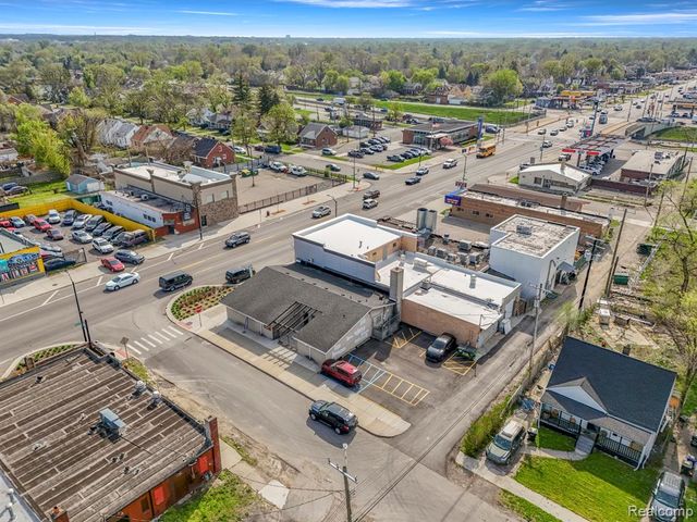 17600 W Warren Avenue, Detroit, MI 48228