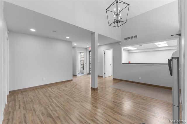17600 W Warren Avenue, Detroit, MI 48228