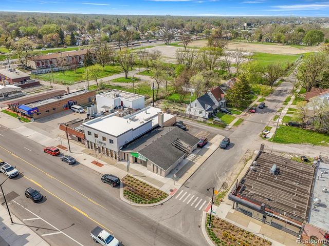 17600 W Warren Avenue, Detroit, MI 48228