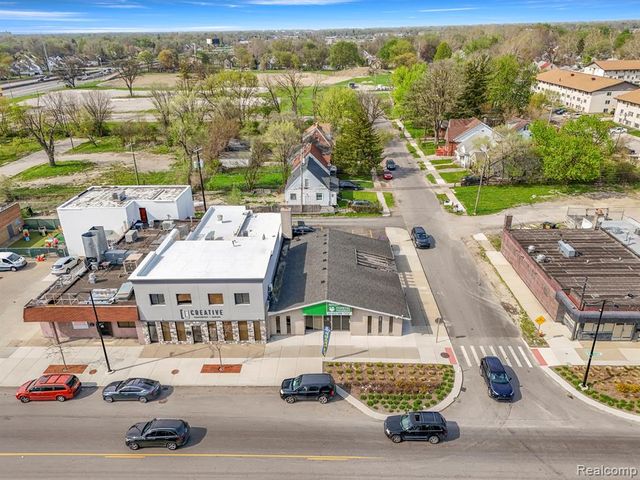 17600 W Warren Avenue, Detroit, MI 48228