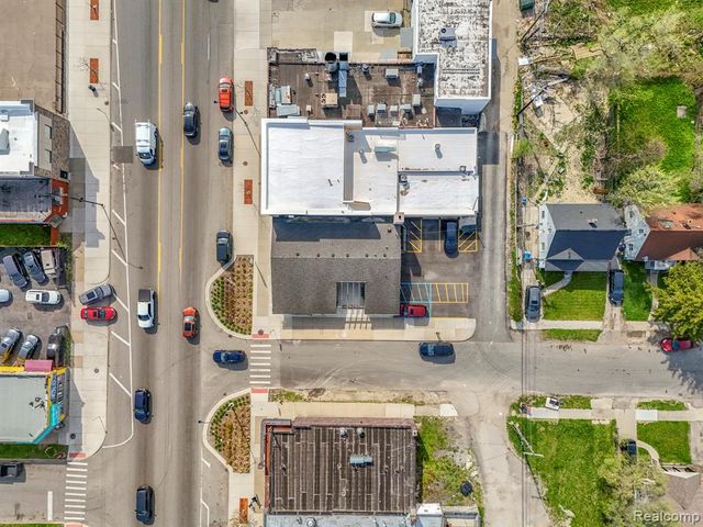 17600 W Warren Avenue, Detroit, MI 48228