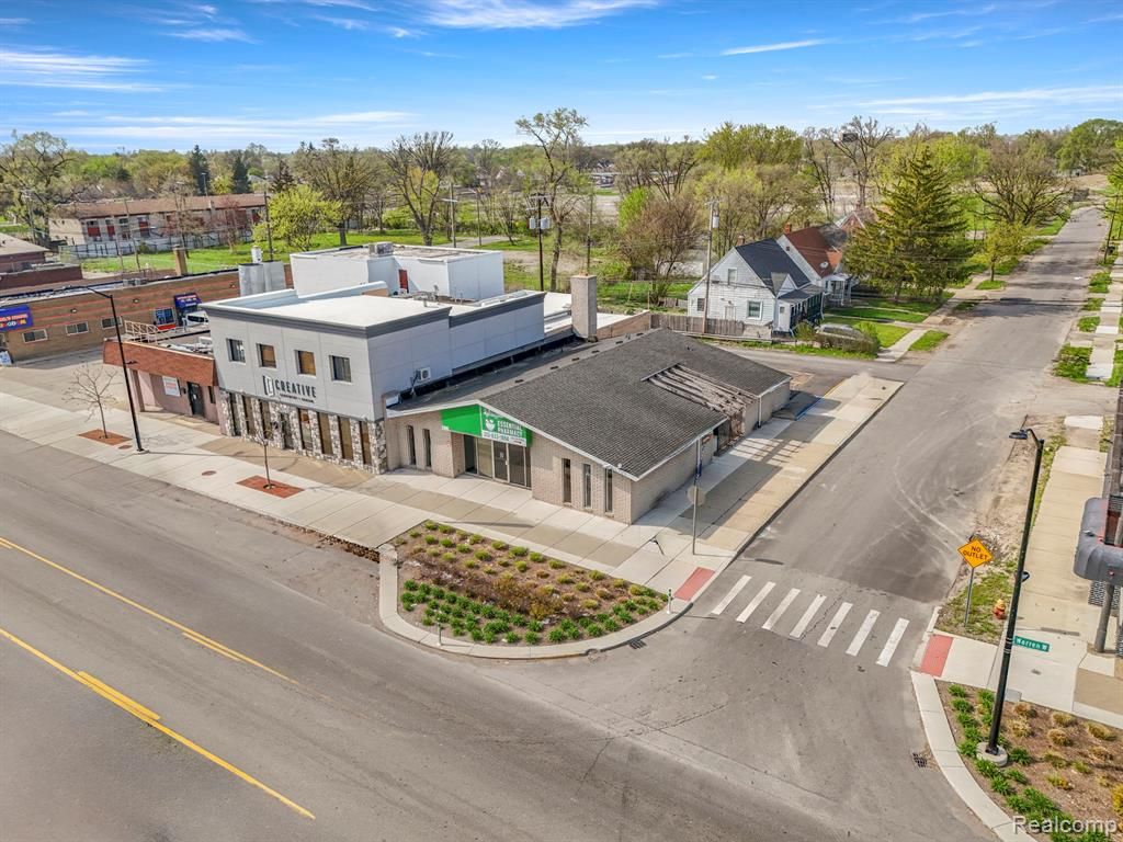 17600 W Warren Avenue, Detroit, MI 48228