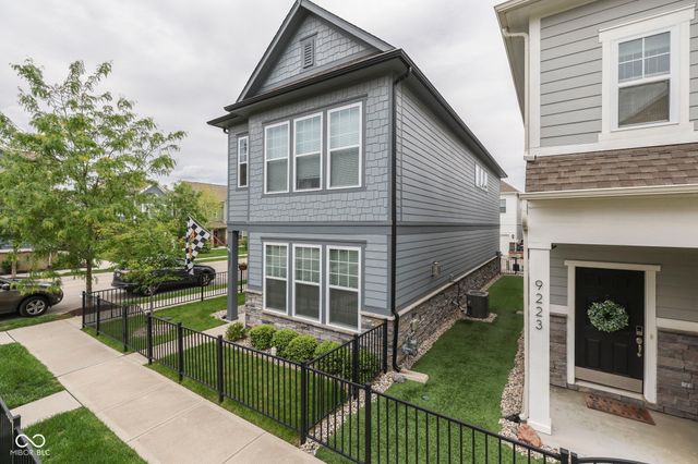 9225 Hawley Drive, Indianapolis, IN 46216