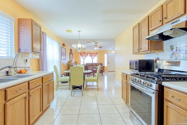 1523 Melissa Sue, San Antonio, TX 78228