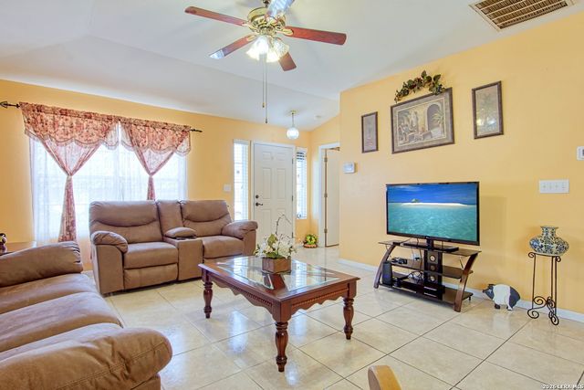 1523 Melissa Sue, San Antonio, TX 78228