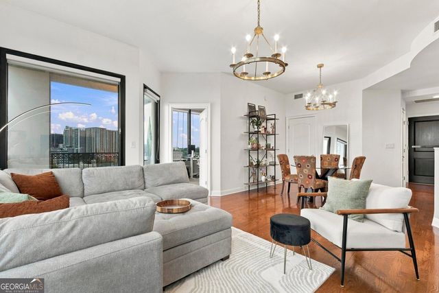 2828 Peachtree Road NW 1204, Atlanta, GA 30305