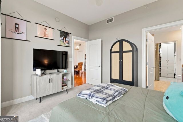 2828 Peachtree Road NW 1204, Atlanta, GA 30305