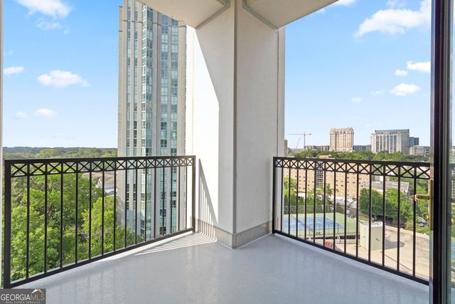 2828 Peachtree Road NW 1204, Atlanta, GA 30305
