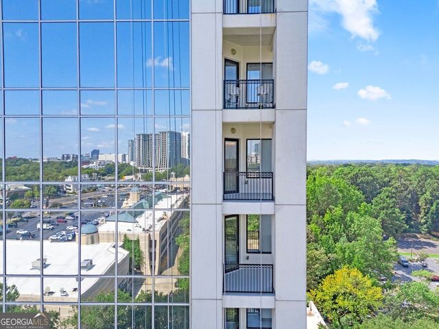 2828 Peachtree Road NW 1204, Atlanta, GA 30305