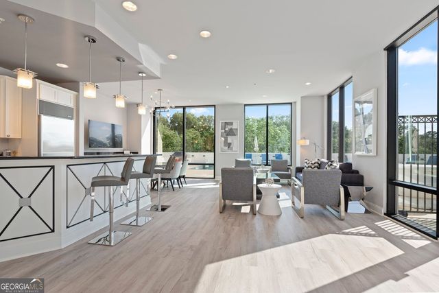 2828 Peachtree Road NW 1204, Atlanta, GA 30305