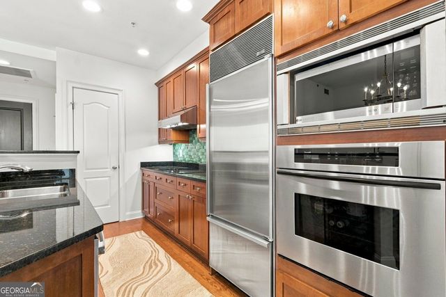 2828 Peachtree Road NW 1204, Atlanta, GA 30305
