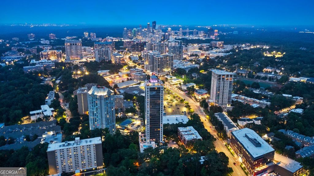 2828 Peachtree Road NW 1204, Atlanta, GA 30305