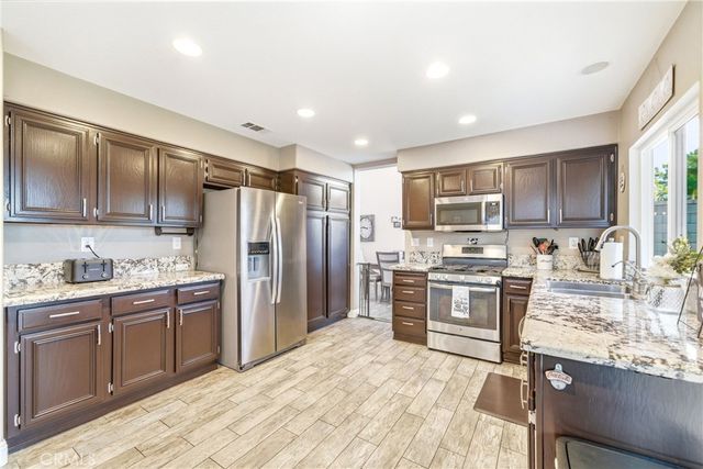 30 Moccasin Trail, Trabuco Canyon, CA 92679