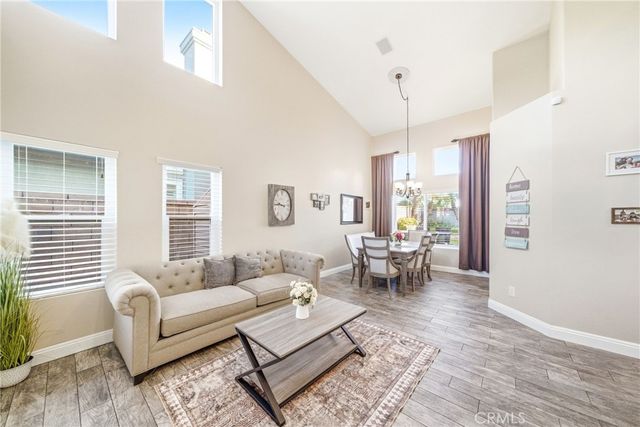 30 Moccasin Trail, Trabuco Canyon, CA 92679