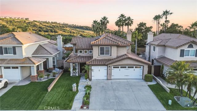 30 Moccasin Trail, Trabuco Canyon, CA 92679