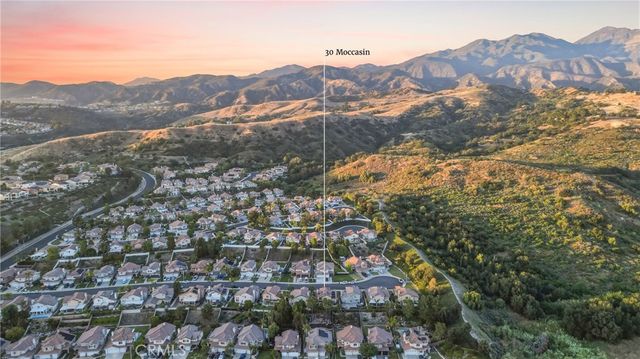 30 Moccasin Trail, Trabuco Canyon, CA 92679