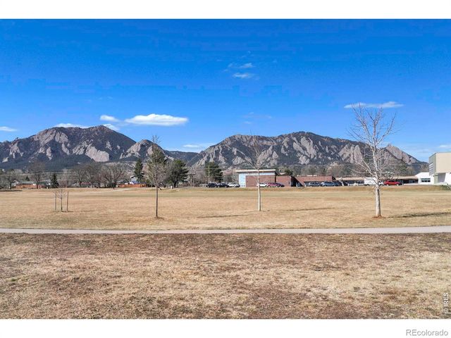 755 W Moorhead Circle b, Boulder, CO 80305