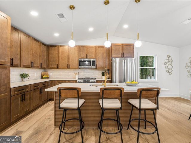 621 The General Avenue, Woodstock, GA 30189