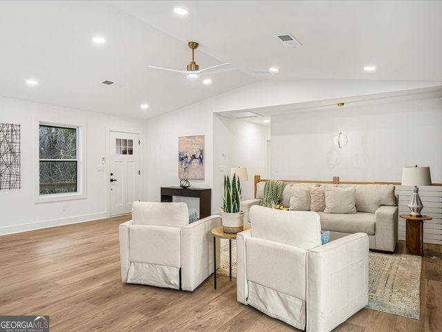 621 The General Avenue, Woodstock, GA 30189