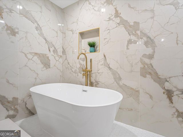 621 The General Avenue, Woodstock, GA 30189