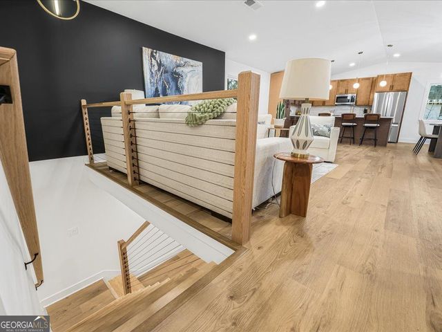 621 The General Avenue, Woodstock, GA 30189