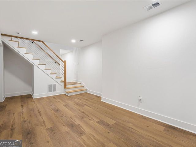 621 The General Avenue, Woodstock, GA 30189