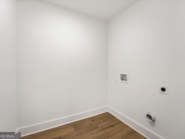 621 The General Avenue, Woodstock, GA 30189